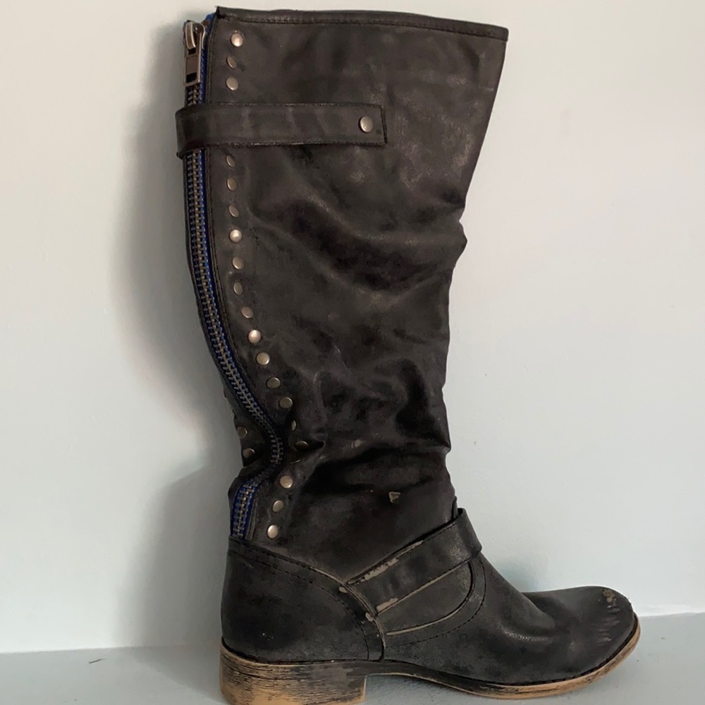 Winter boots